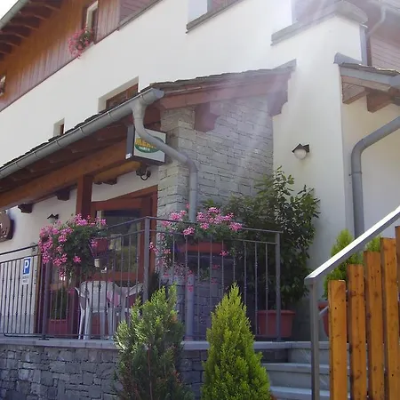 Dei Pini Aparthotel Campodolcino