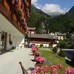 Aparthotel Dei Pini Campodolcino
