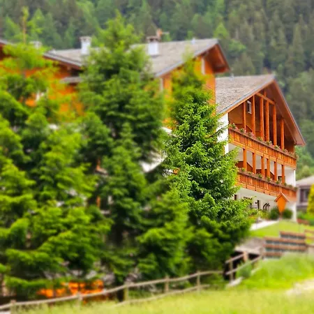 Aparthotel Dei Pini