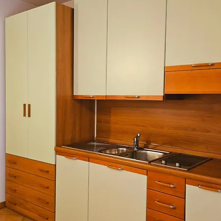 Aparthotel Dei Pini 3*