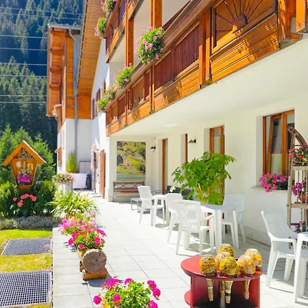 Dei Pini Aparthotel