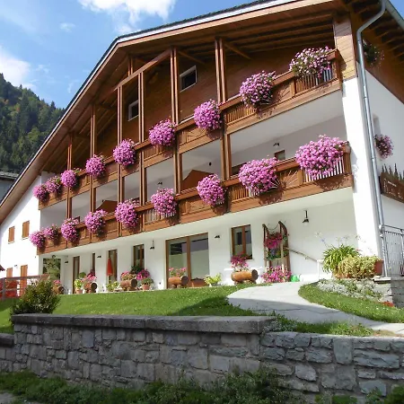 Baita Dei Pini Appart hôtel Campodolcino